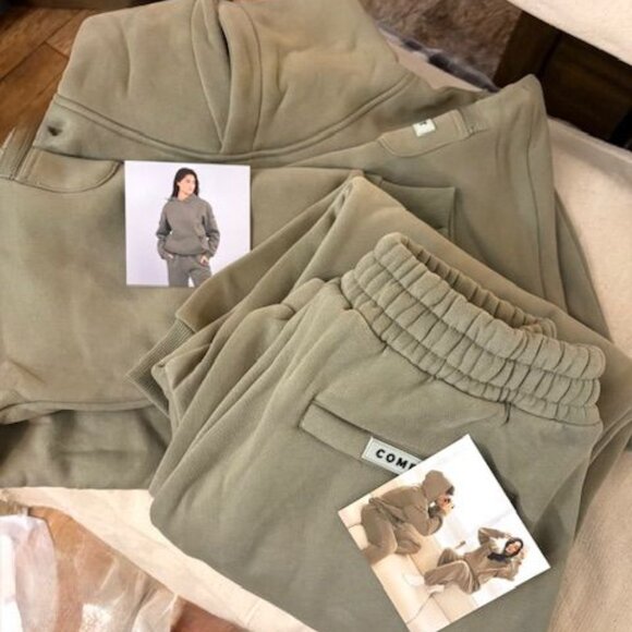 HOODIE & PANTS COMFRT LABEL - Picture 1 of 1
